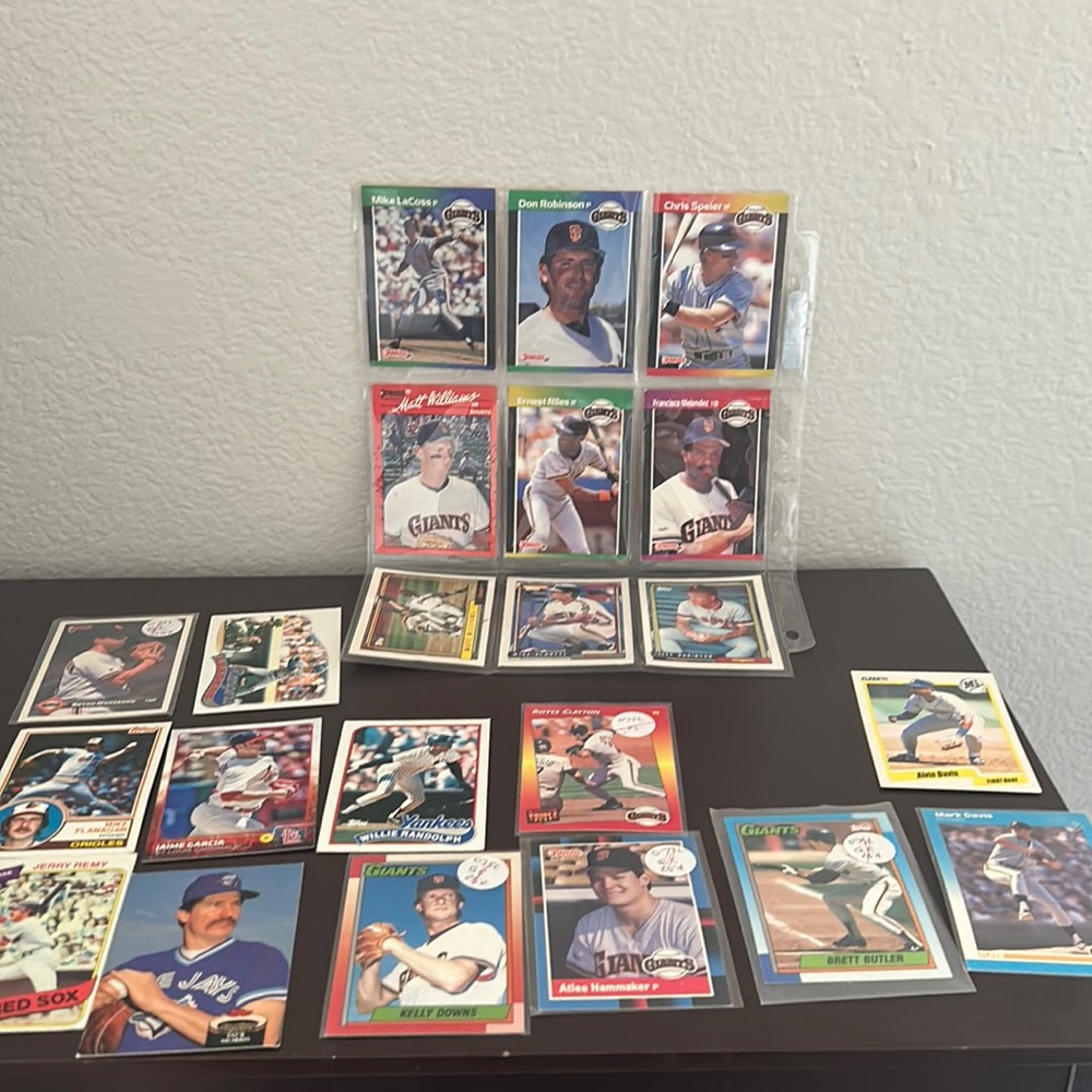 22 classic baseball cards